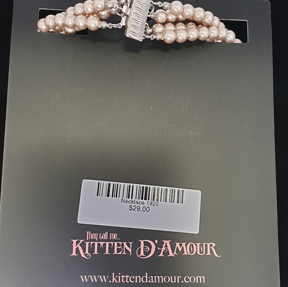 Kitten D'Amour Pearl Choker Necklace - Picture 4 of 4